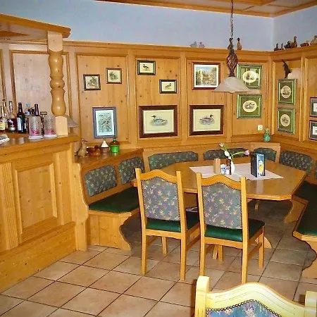 Meister Baer Hotel Wettiner Hof Отель
